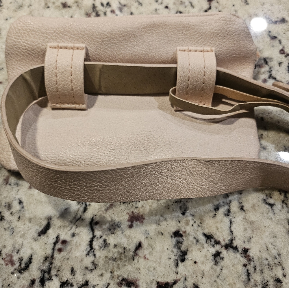 Steve Madden Beige Crossbody Bag - Picture 2 of 4